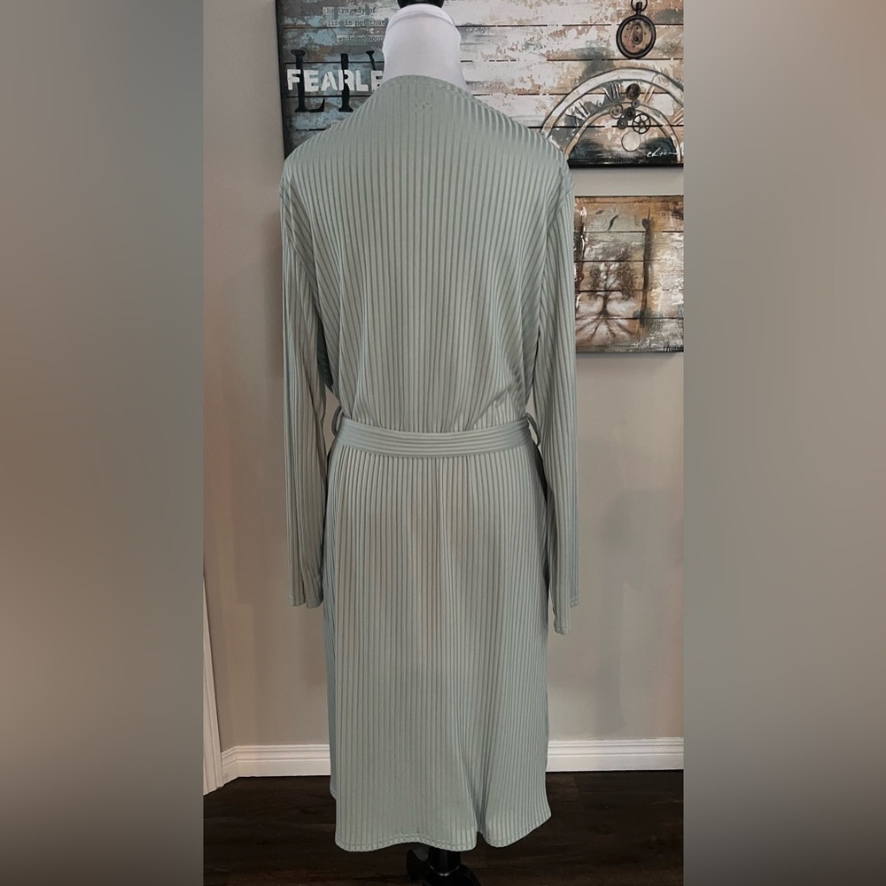 Ekouaer Ribbed Light Weight Long Length Robe - Picture 4 of 6